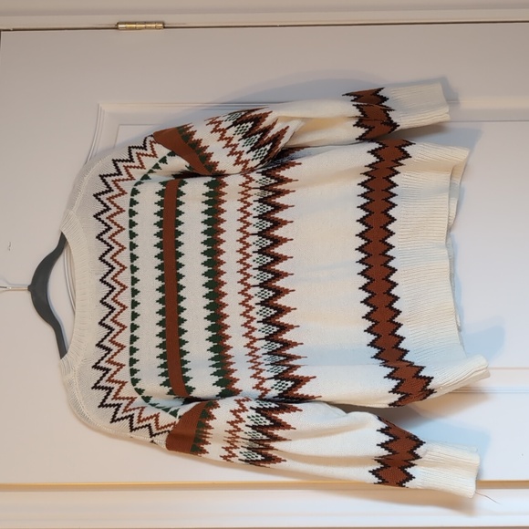 NWOT shein sweater 100% acrylic - Picture 2 of 4